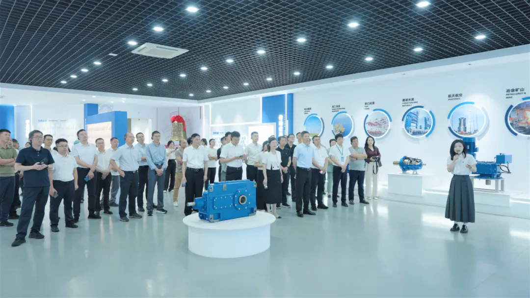 全省深化定向招工式“共富工坊”推进会代表赴通力科技开展观摩活动